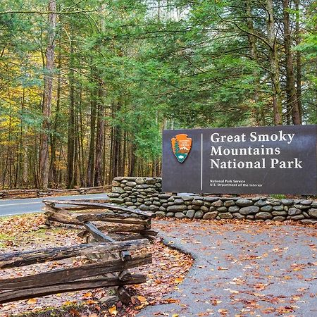Bear'S Corner, 3 Bedrooms, Wifi, Pool Table, Hot Tub, Wifi, Sleeps 10 Gatlinburg Exteriör bild