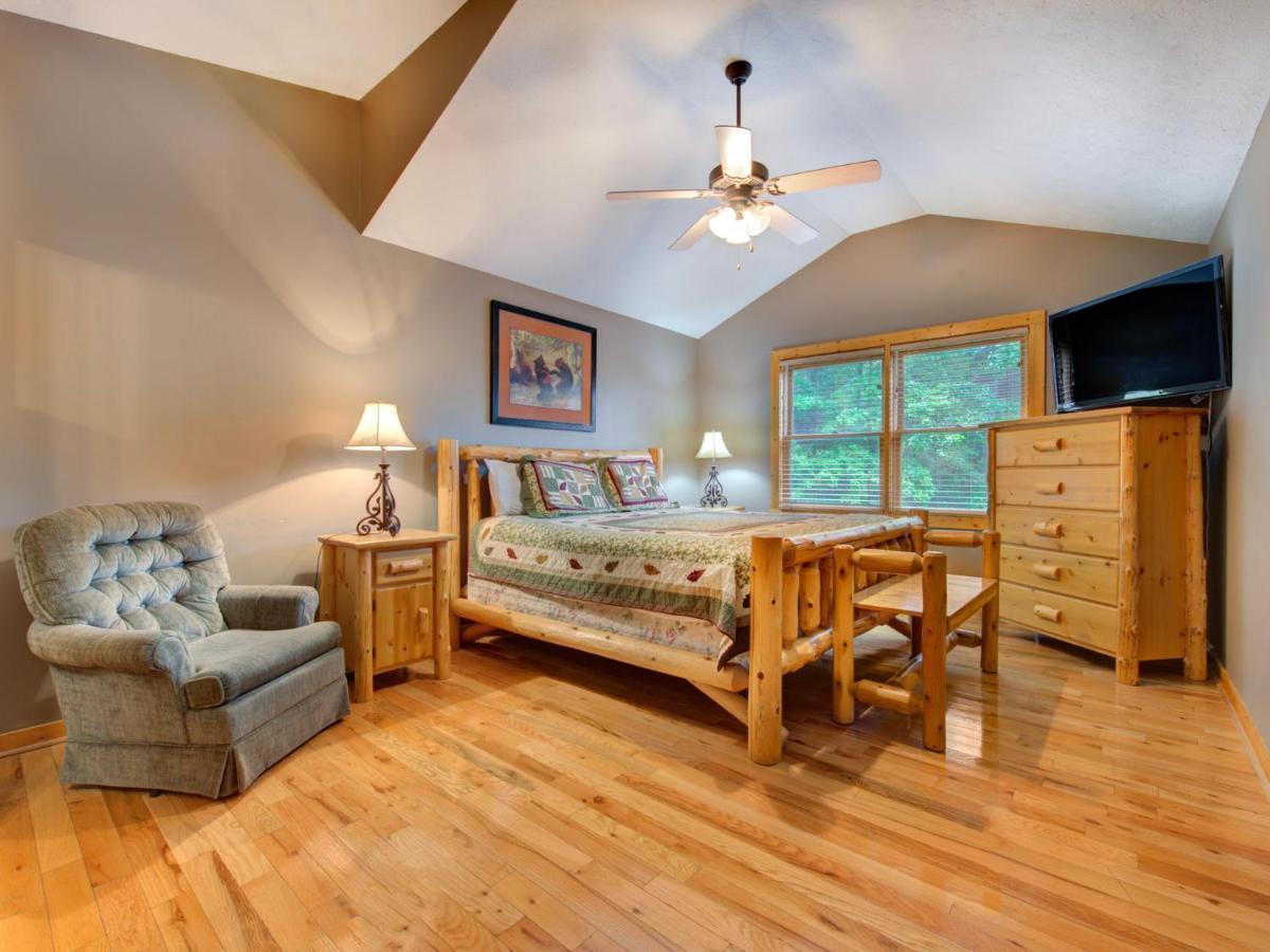 Bear'S Corner, 3 Bedrooms, Wifi, Pool Table, Hot Tub, Wifi, Sleeps 10 Gatlinburg Exteriör bild