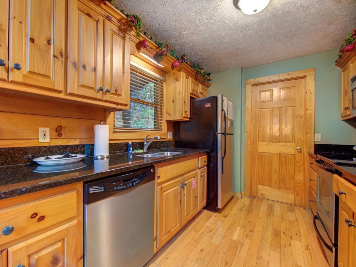 Bear'S Corner, 3 Bedrooms, Wifi, Pool Table, Hot Tub, Wifi, Sleeps 10 Gatlinburg Exteriör bild
