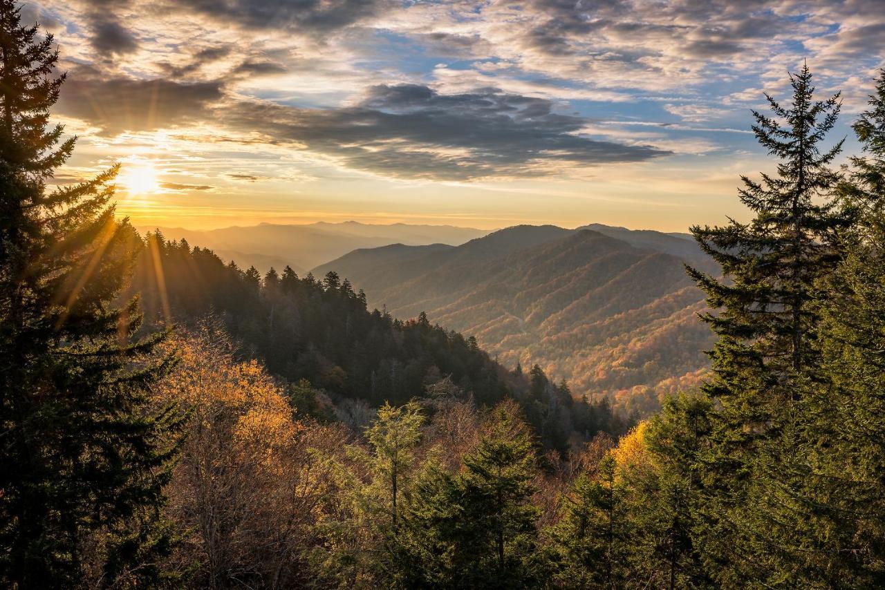 Bear'S Corner, 3 Bedrooms, Wifi, Pool Table, Hot Tub, Wifi, Sleeps 10 Gatlinburg Exteriör bild